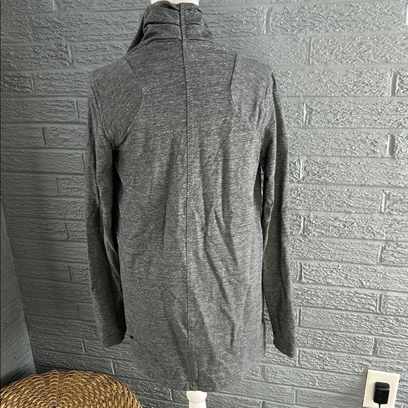 lululemon athletica Gray Jacket - Picture 10 of 12